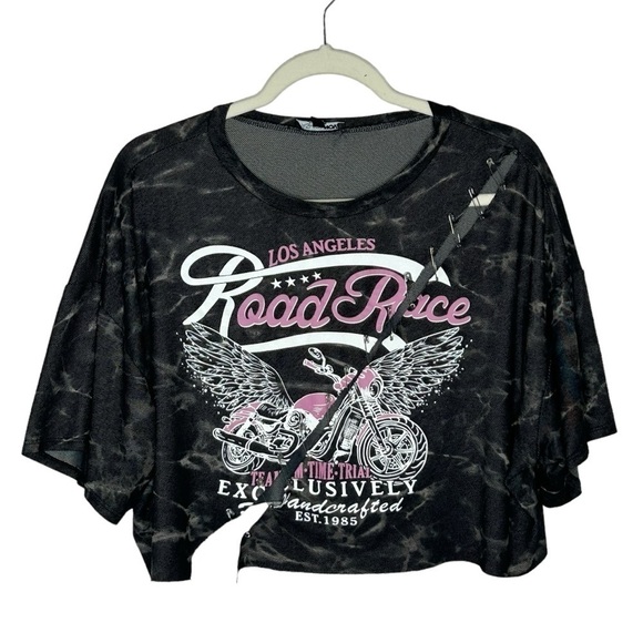 Fashion Nova Tops - Fashion Nova Cropped Safety Pin Top